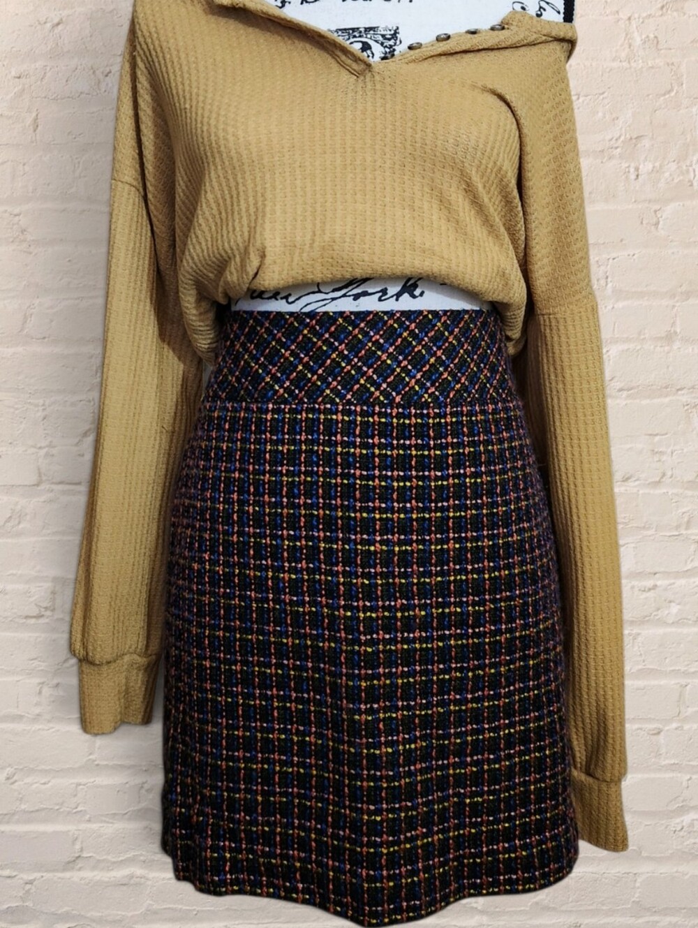 LOFT Ann Taylor Colorful Boucle Tweed Plaid Mini Skirt Preppy Academia Size 6